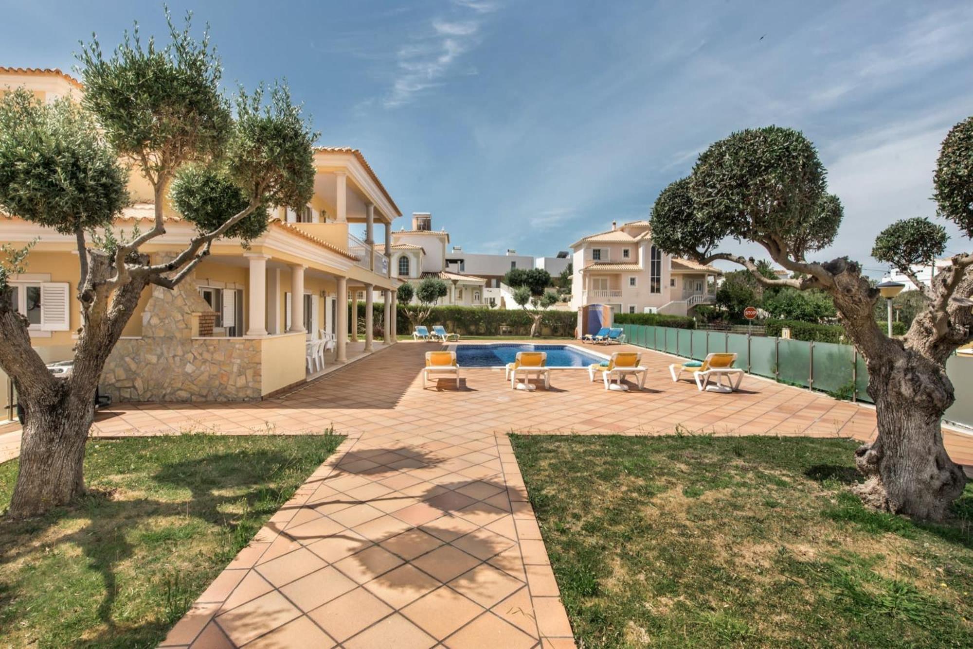Villa Das Oliveiras Amazing Location Walk To Marina Restaurants Beach Албуфейра Экстерьер фото