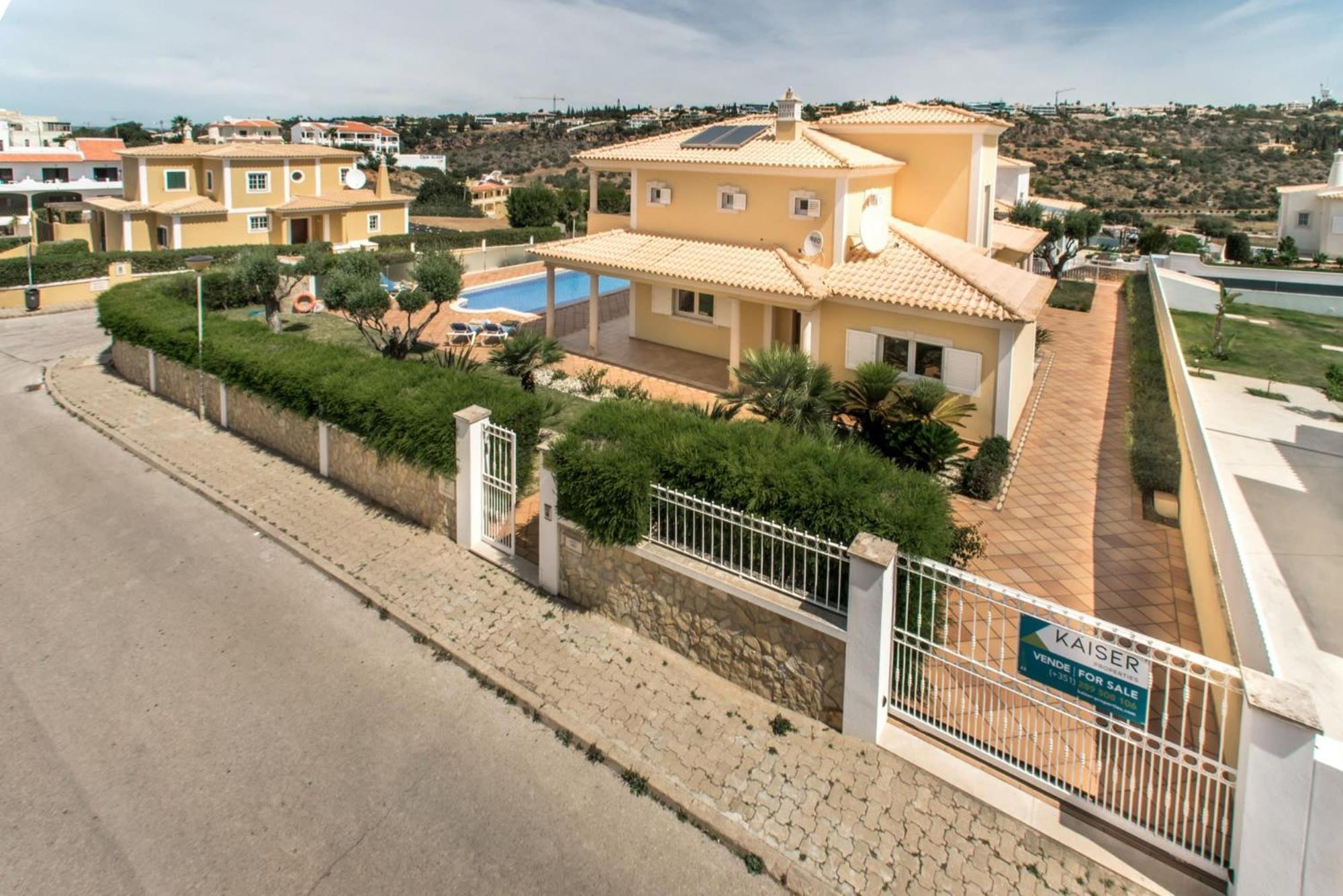 Villa Das Oliveiras Amazing Location Walk To Marina Restaurants Beach Албуфейра Экстерьер фото